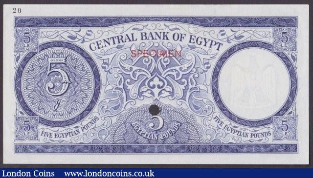 London Coins : A140 : Lot 503 : Egypt £5 issued 1961, colour trial in green & blue No.20, SPECIMEN ovpt. & 1 p...