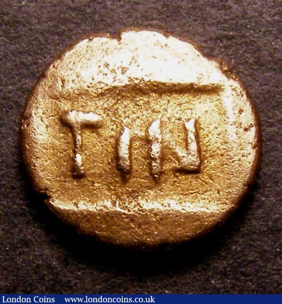 Quarter stater Au. Tincomarus. C,25-20 BC. Obv; TIN on tablet. Rev: Boar running left. Van Arsdell 379. Central panel, good gold. 1.12g. NVF/G Fine. : Ancient Coins : Auction 142 : Lot 1745