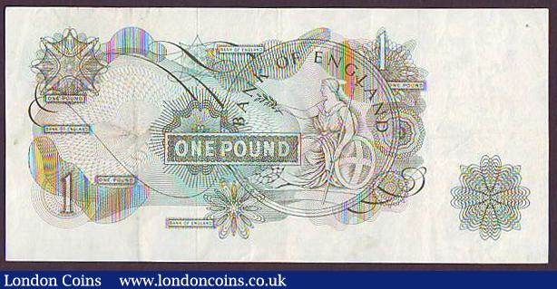 London Coins : A149 : Lot 142 : One pound Hollom B290 issued 1963 very first replacement series 01M 163775, almost VF