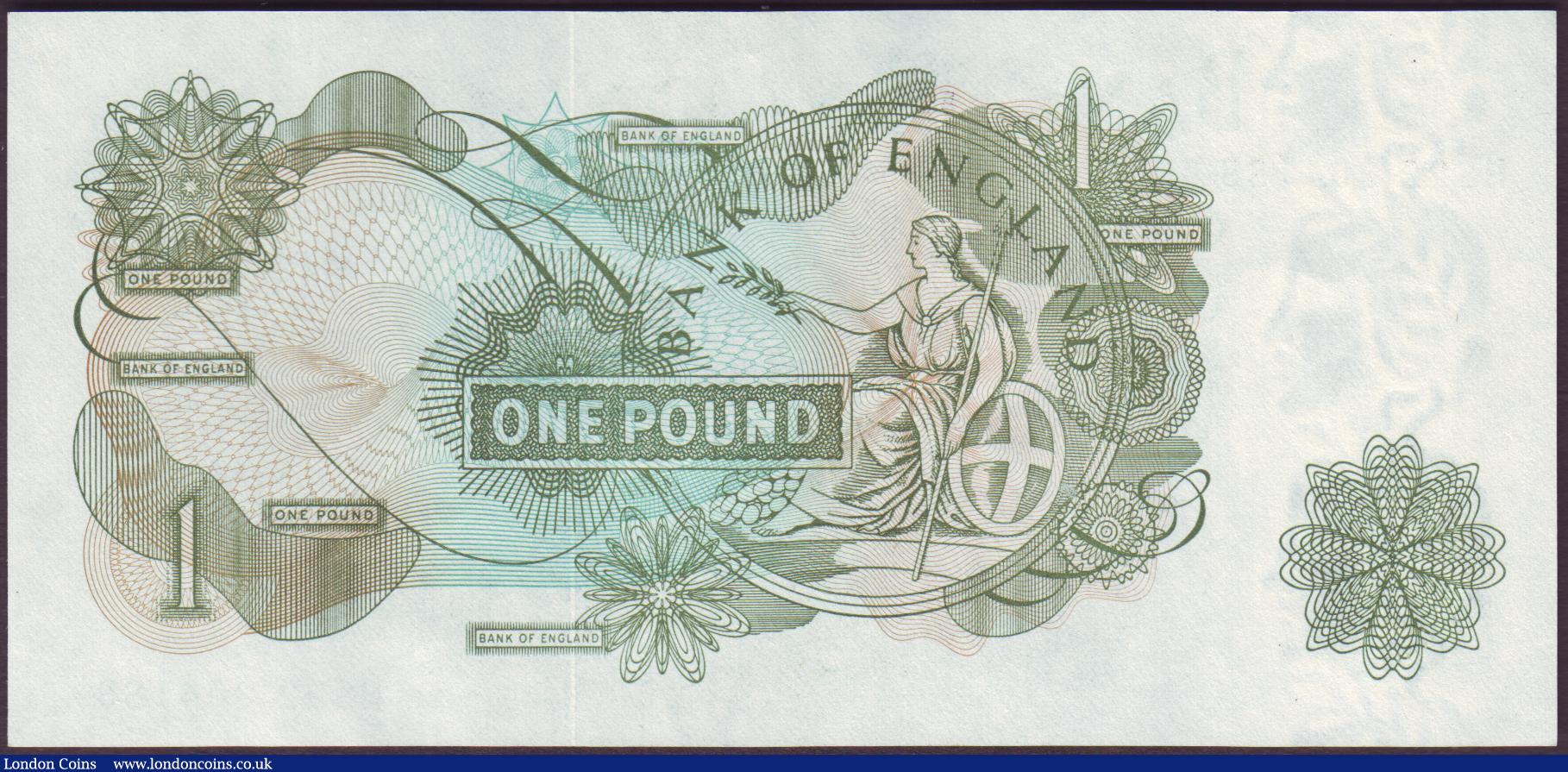 London Coins : A151 : Lot 146 : ERROR £1 Page B322 issued 1970 series HS22 304188, green thick vertical line smudge running th...