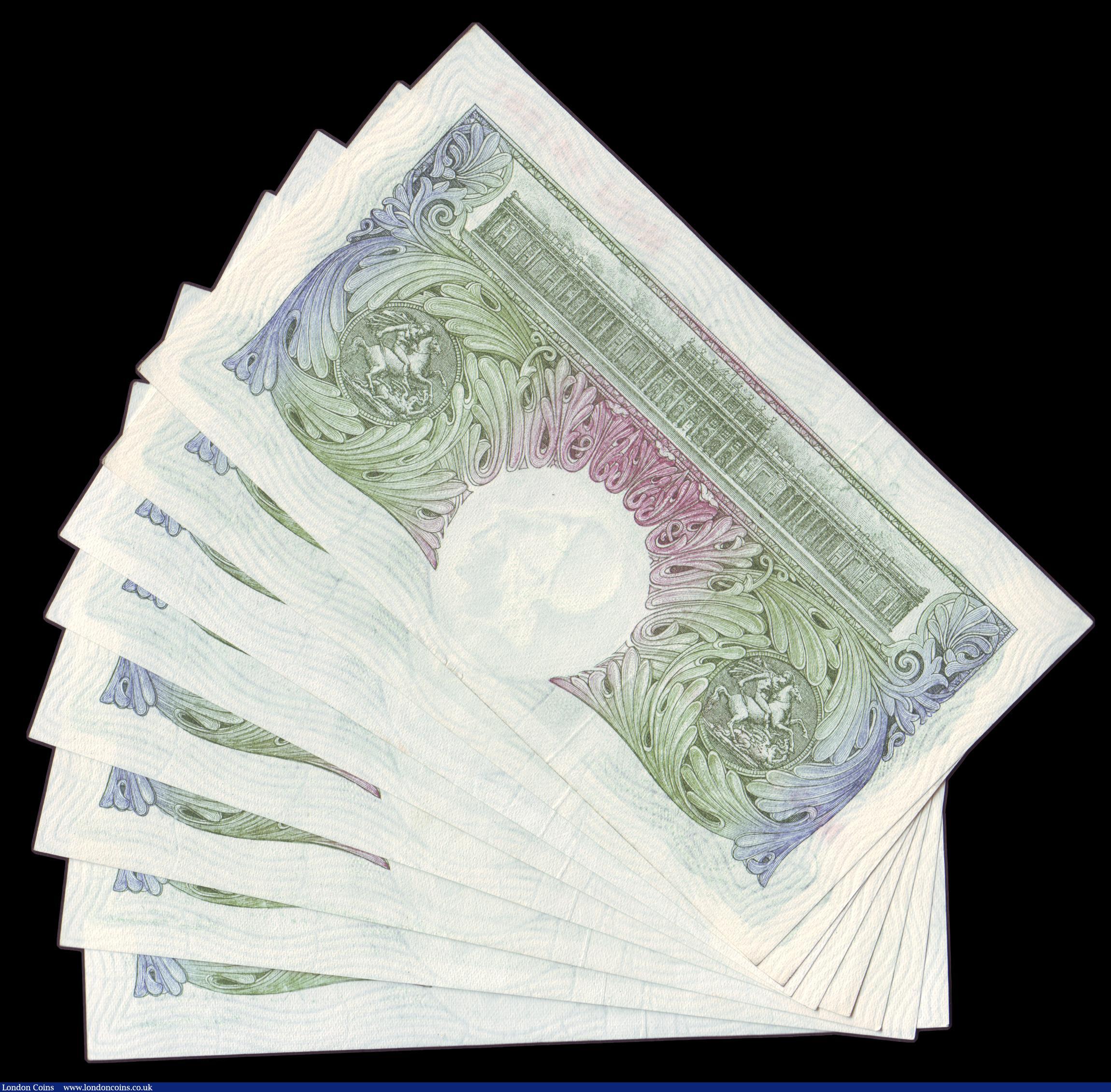 London Coins : A154 : Lot 58 : One Pound O'Brien (8) 4 pairs of consecutive notes M85J 441561 and 441562, R32J 739985 and 7399...