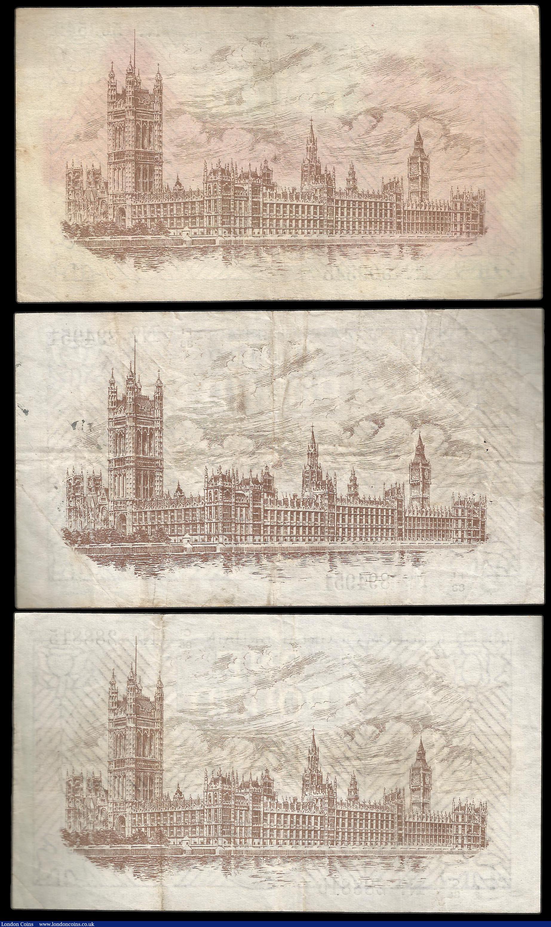 London Coins : A159 : Lot 1457 : One Pound Warren Fisher T31 (3) issued 1923 series C1/86, D1/15 & F1/83,  portrait King George V...