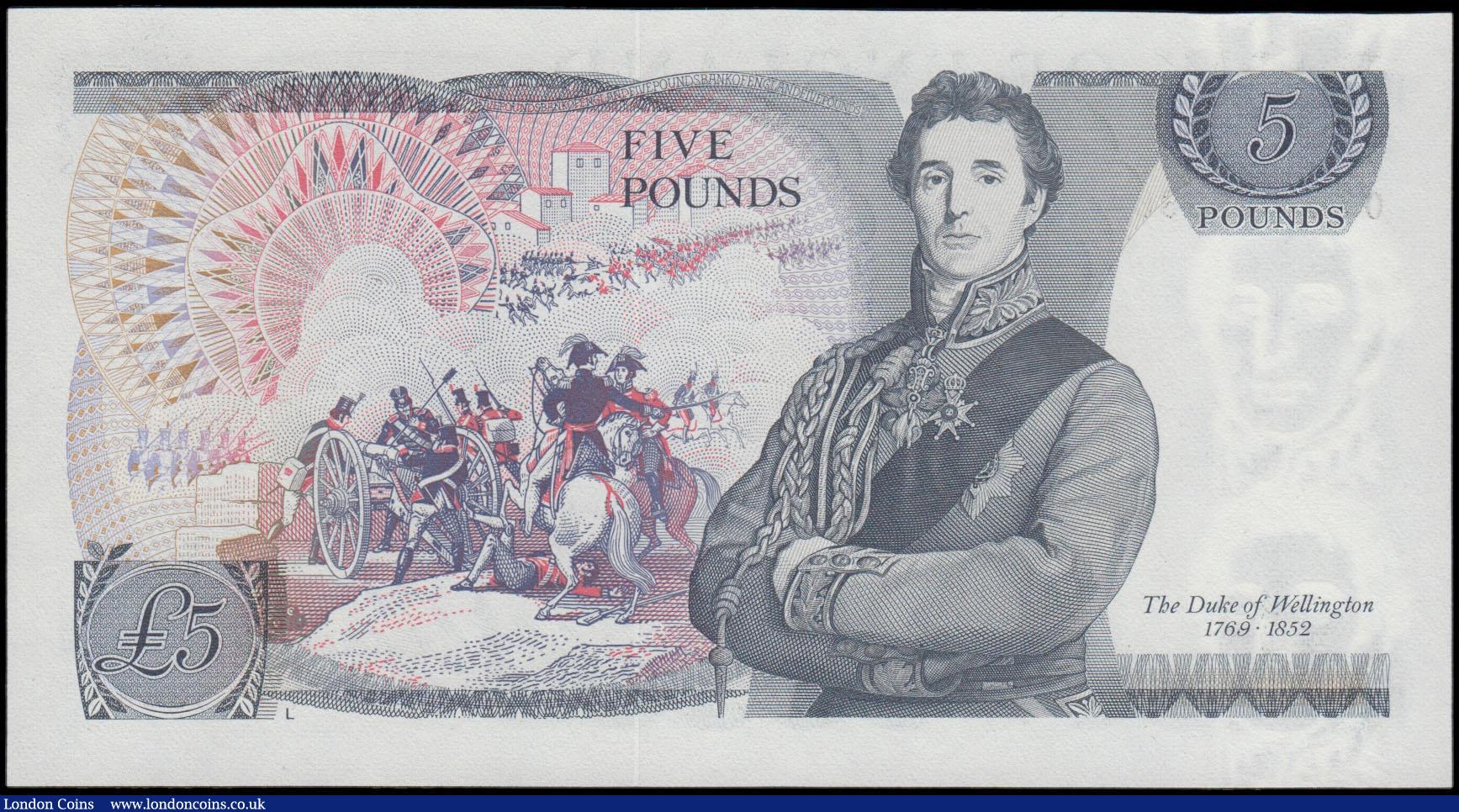 London Coins : A165 : Lot 446 : Five Pounds Page QE2 pictorial & The Duke of Wellington B334 Blue L Reverse issue 1973 first run...