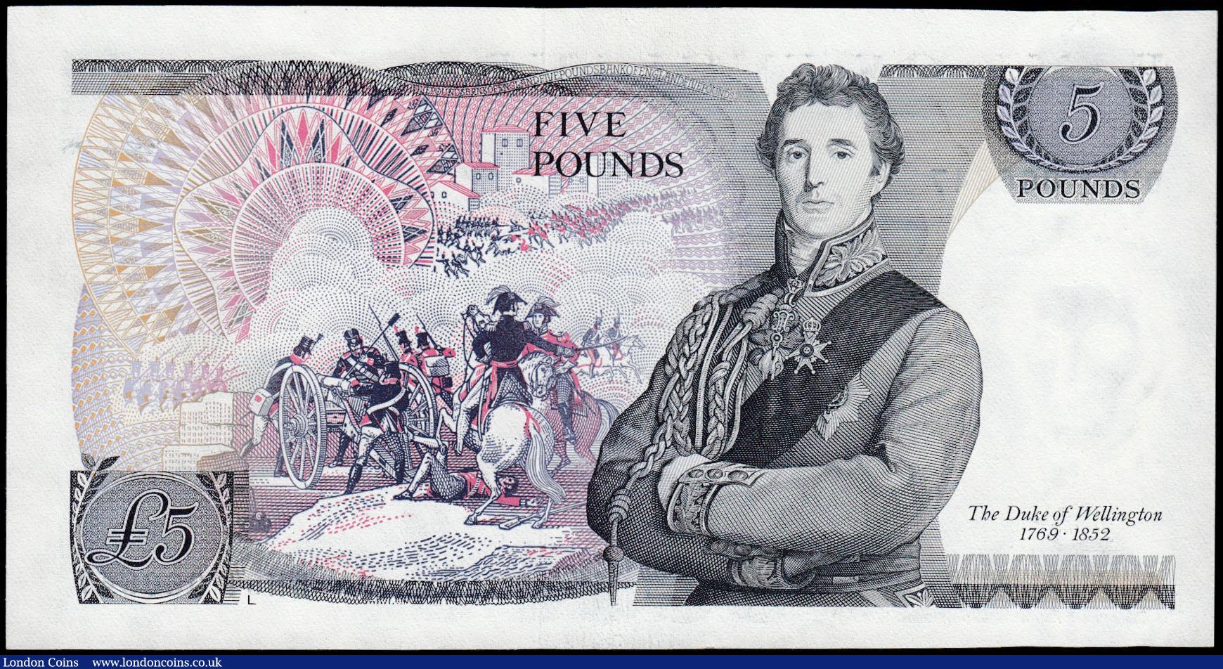 London Coins : A165 : Lot 456 : Five Pounds QE2 pictorial type and Duke of Wellington, Somerset B343 L Reverse issued 1980, first ru...