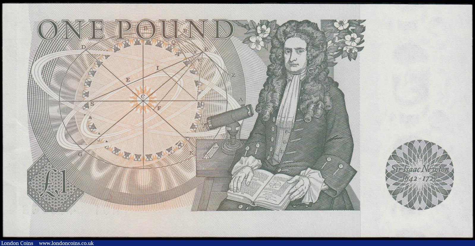 London Coins : A165 : Lot 561 : One Pound Page QE2 pictorial & Sir Isaac Newton B338 Replacement issue 1978 FIRST RUN series M01...