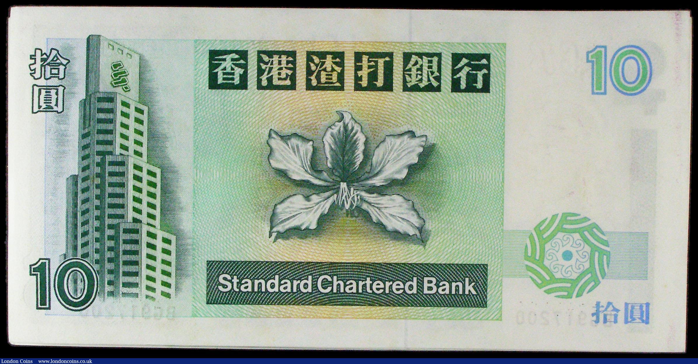 London Coins : A169 : Lot 194 : Hong Kong Standard Chartered Bank 10 Dollars Pick 284a dated 1st January 1993 (100) a consecutive se...