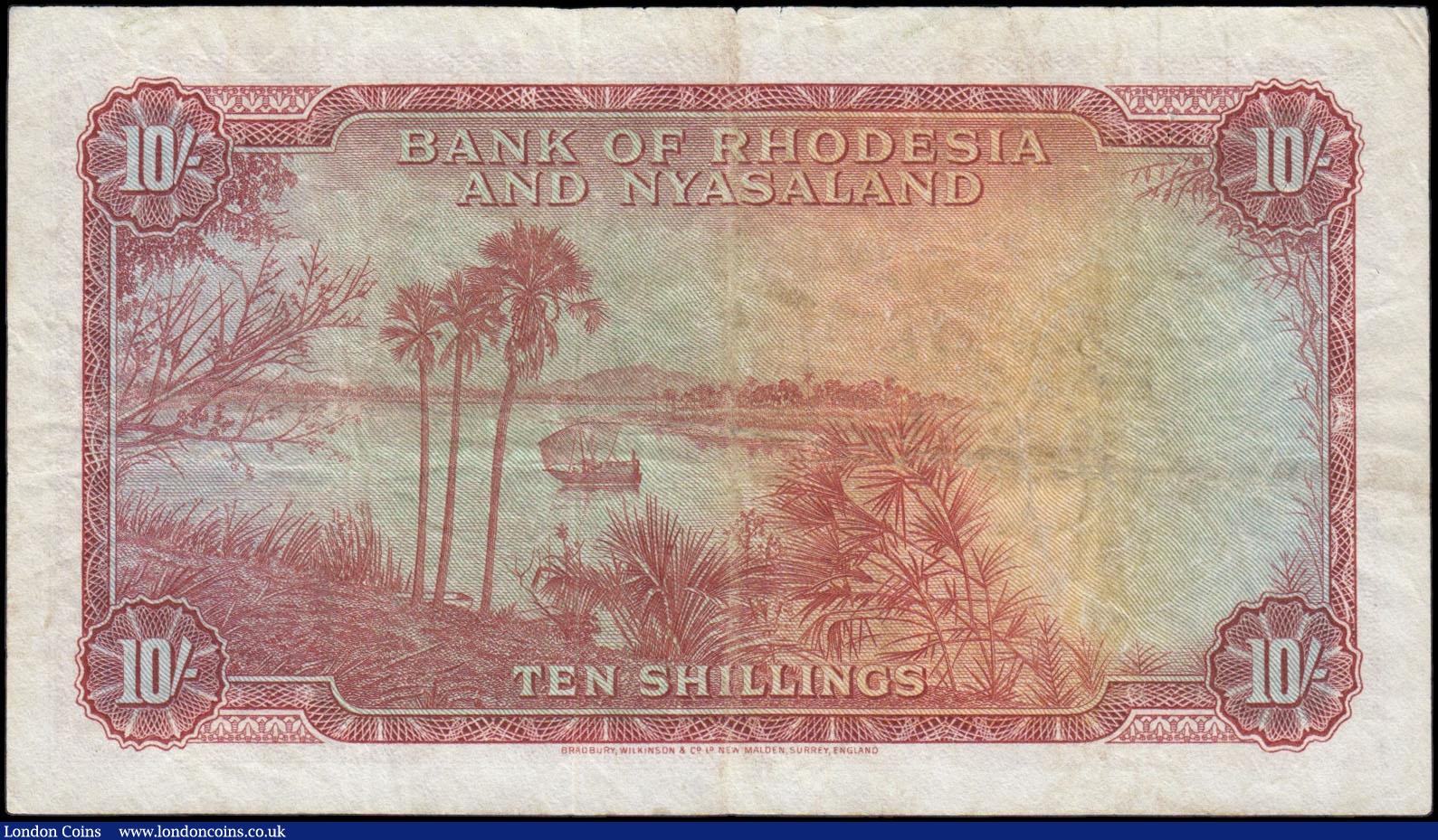 London Coins : A169 : Lot 244 : Rhodesia & Nyasaland 10 Shillings Pick 20b dated 23rd January 1961 signature Richards serial num...