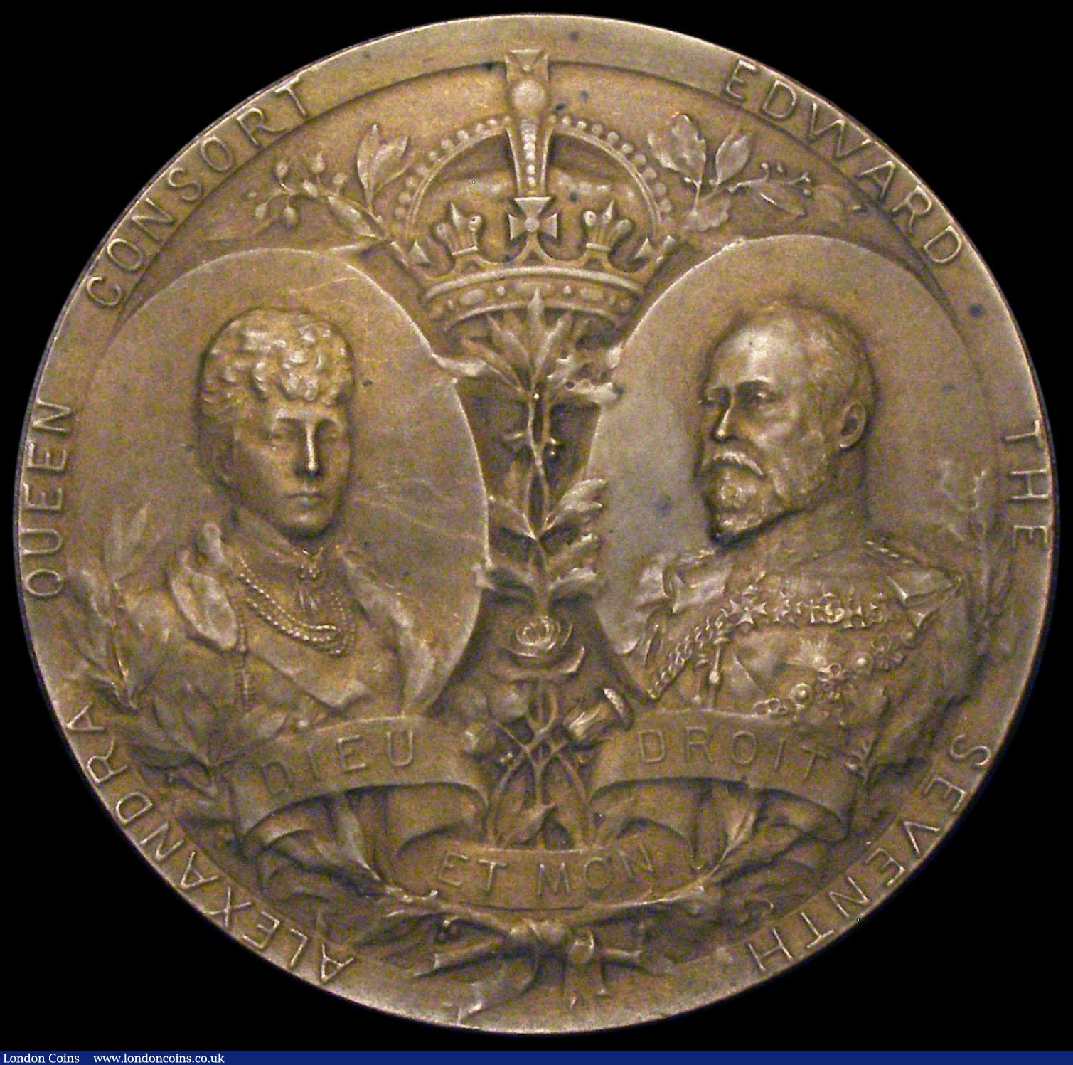 London Coins : A170 : Lot 357 : Coronation of Edward VII 1902 51mm diameter in bronze by Mappin & Webb, Obverse: ALEXANDRA QUEEN...