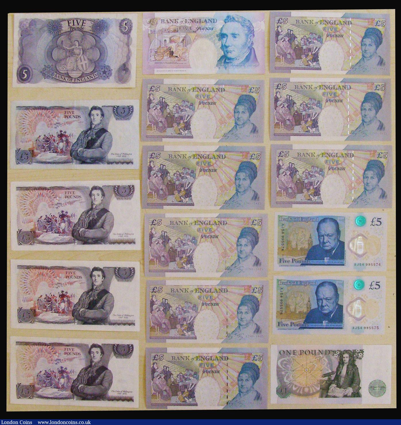 London Coins : A173 : Lot 69 : Five Pounds Page 1971 B324 VF and Wellington 1971 B332 EF, B334 AU and B336 AU, Gill B353 GEF, Kentf...