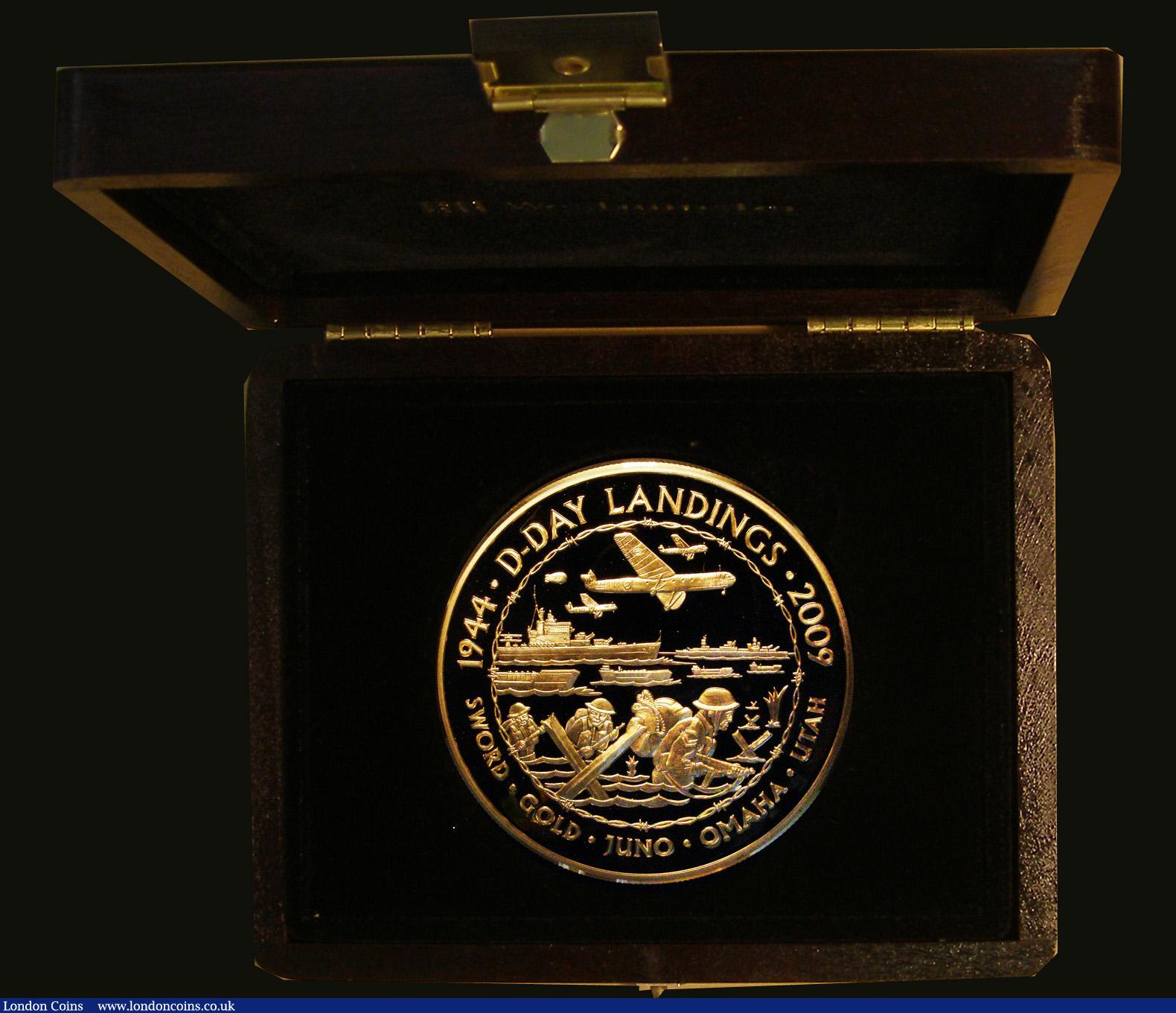 London Coins : A174 : Lot 202 : Britannia Medal 2009 D-Day Landings 65th Anniversary 5oz. Gold Proof Obverse: Britannia seated right...