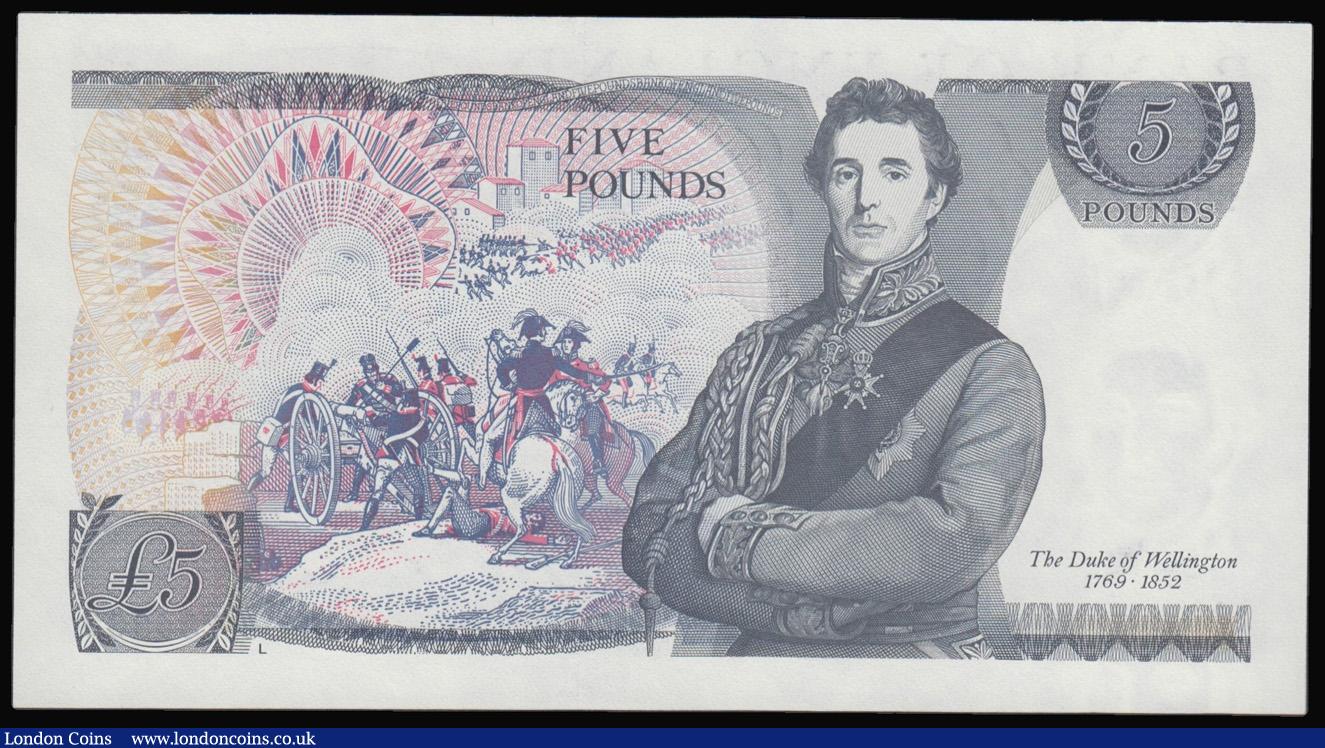 London Coins : A175 : Lot 78 : Five pounds Gill B353 issued 1988 last run from circulation SE90 734969, UNC
