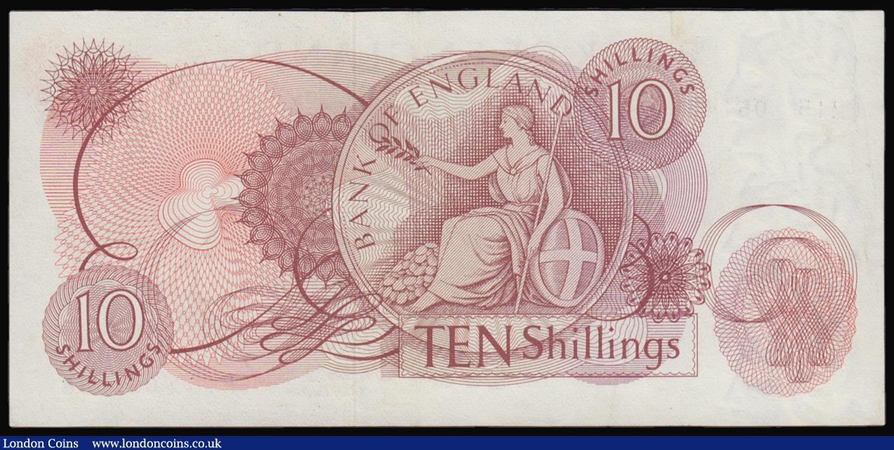 London Coins : A176 : Lot 112 : Ten shillings O'Brien B287 issued 1961, QE2 portrait, replacement M15 051438 Unc
