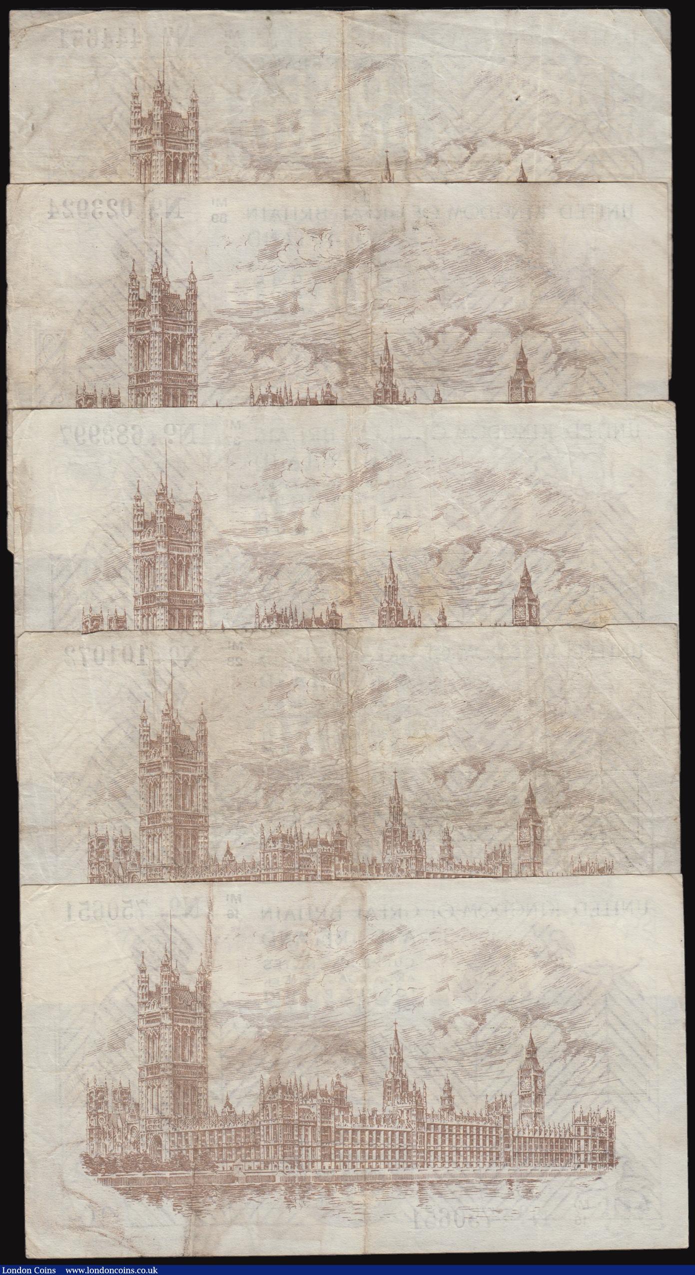 London Coins : A176 : Lot 59 : One Pound Fisher T31 (5) Serial Numbers M1/16 750651, with two pencil annotations, M1/28 101072, M1/...