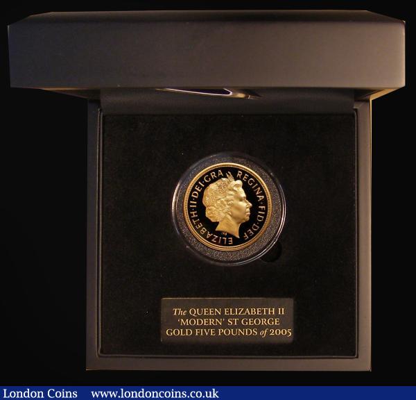 Five Pounds 2005 Gold Proof new adaption of George and the Dragon a one year type FDC in Hatton's presentation box with certificate : English Cased : Auction 180 : Lot 377