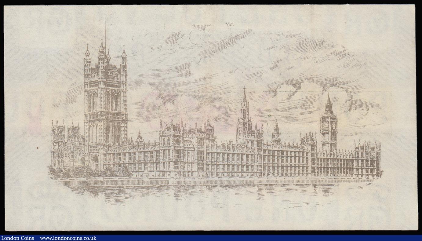 London Coins : A181 : Lot 34 : One Pound Bradbury T16 issued 1917 series F/14 795562, (Pick351), EF