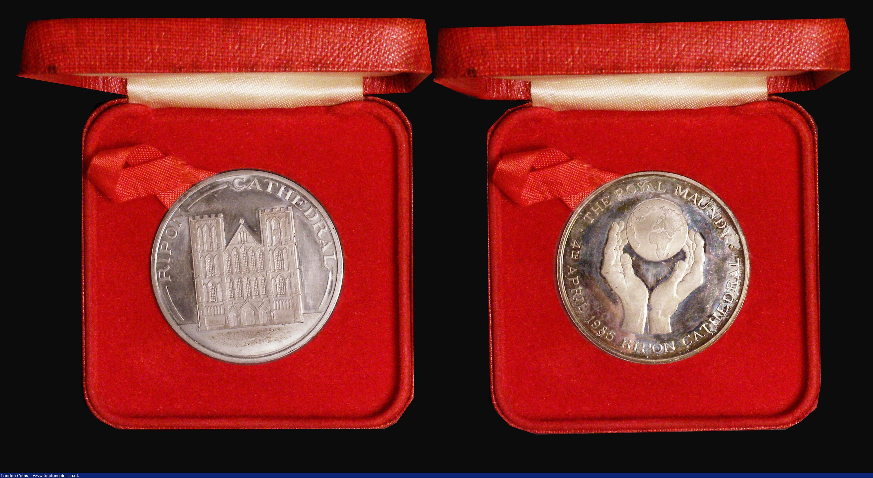 London Coins : A183 : Lot 2009 : Maundy Set 1985 Lustrous UNC in the original sealed vinyl, along with Medal Ripon Cathedral 1985 4th...
