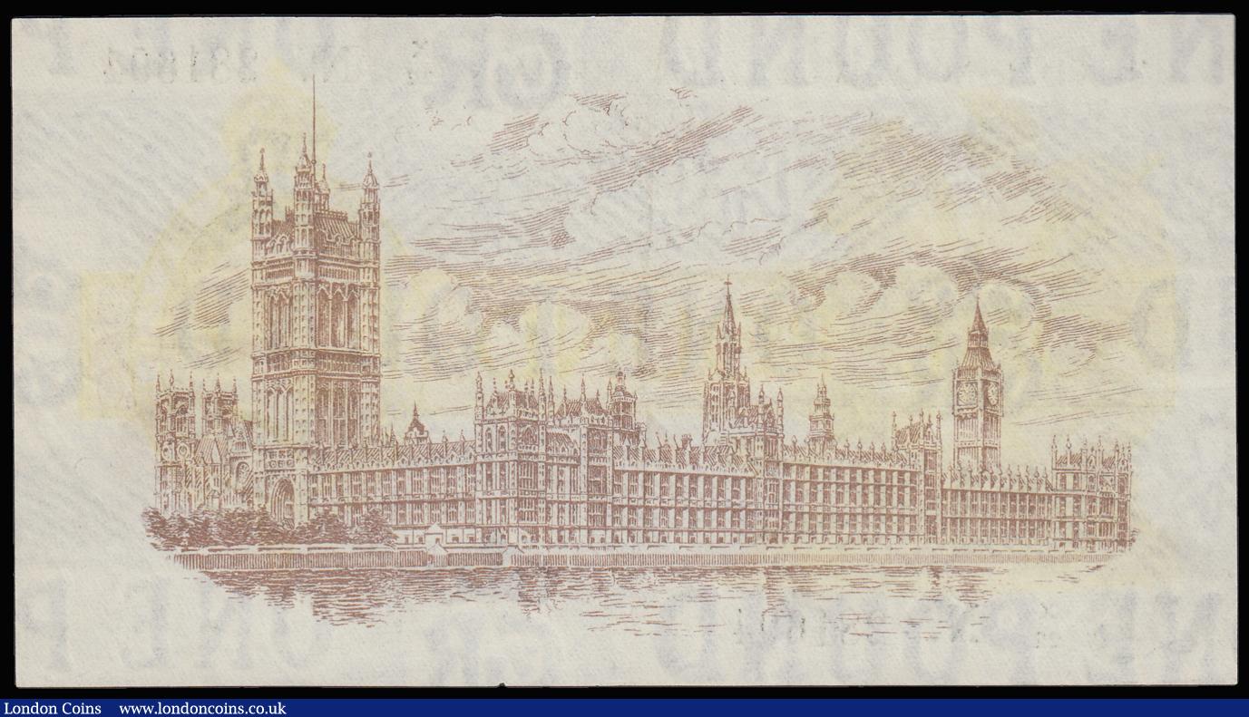 London Coins : A185 : Lot 44 : One Pound Warren Fisher T24 issued 1919 last series X/22 281694 EF desirable thus