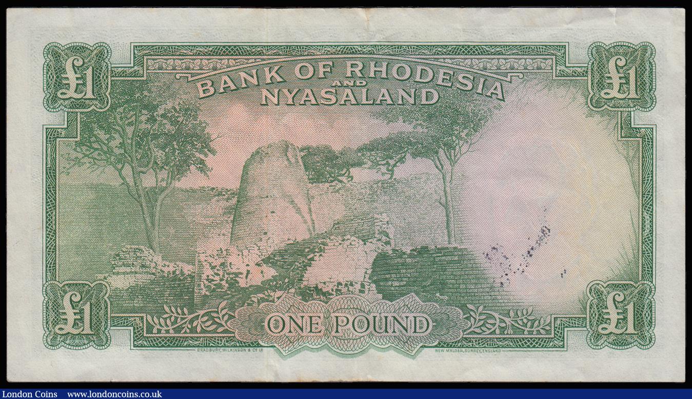 London Coins : A185 : Lot 543 : Rhodesia and Nyasaland One Pound Salisbury 6th January 1961 Pick 21b VF some small faint stains reve...