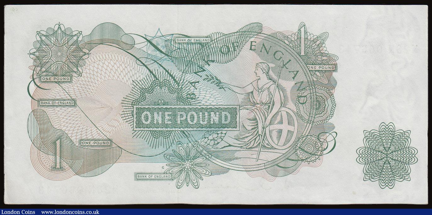 London Coins : A186 : Lot 114 : One Pound Hollom G reverse replacement B293 last run M28N 066743 GEF-AU rare and desirable thus
