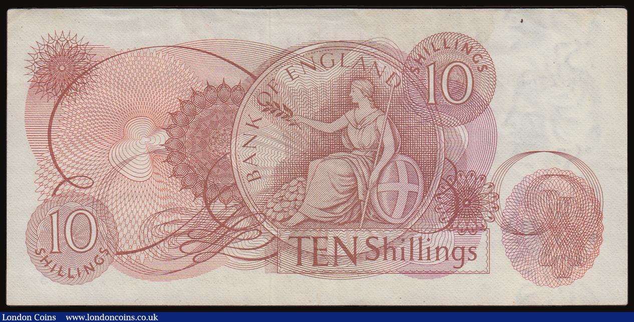London Coins : A186 : Lot 145 : Ten Shillings Fforde 1967 B309 scarce very last run 99Z 715213, VF a rare seldom offered prefix