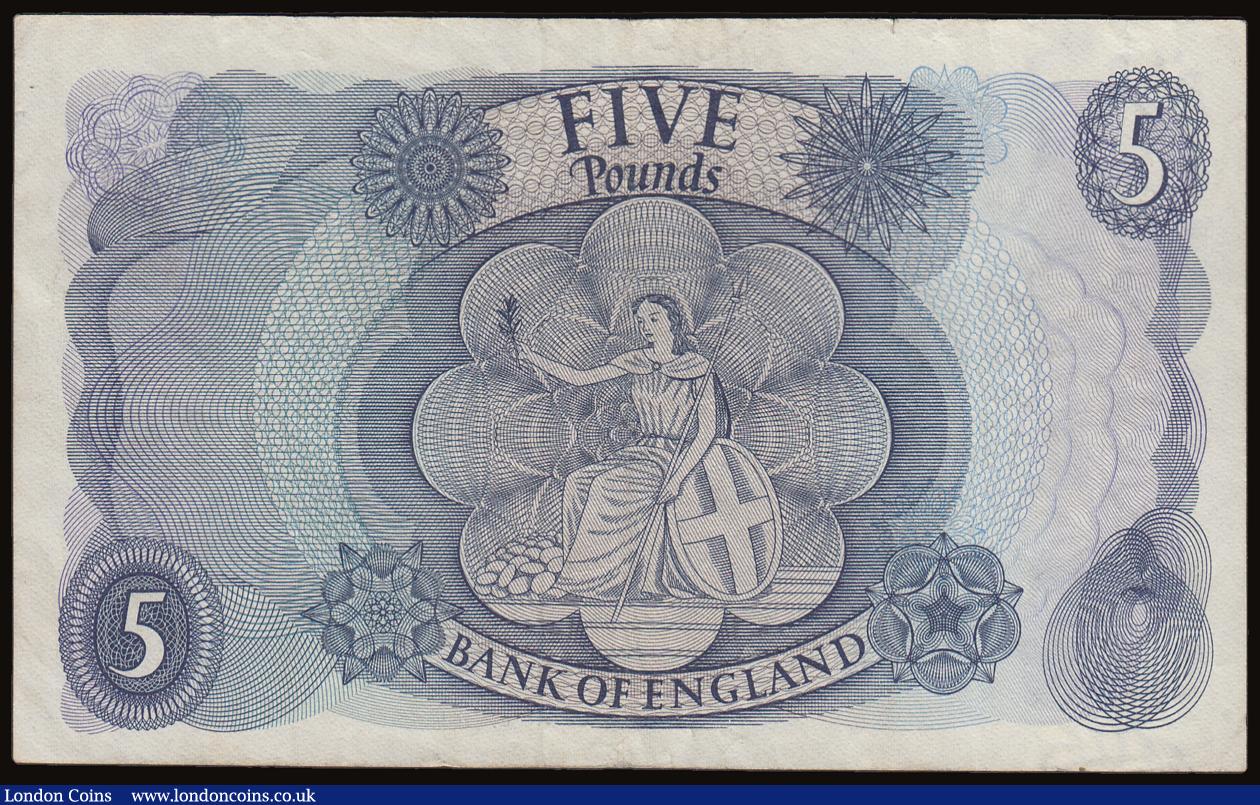 London Coins : A186 : Lot 154 : Five Pounds Fforde QE2 portrait & seated child Britannia B315 Replacement issue 1967 series 03M ...