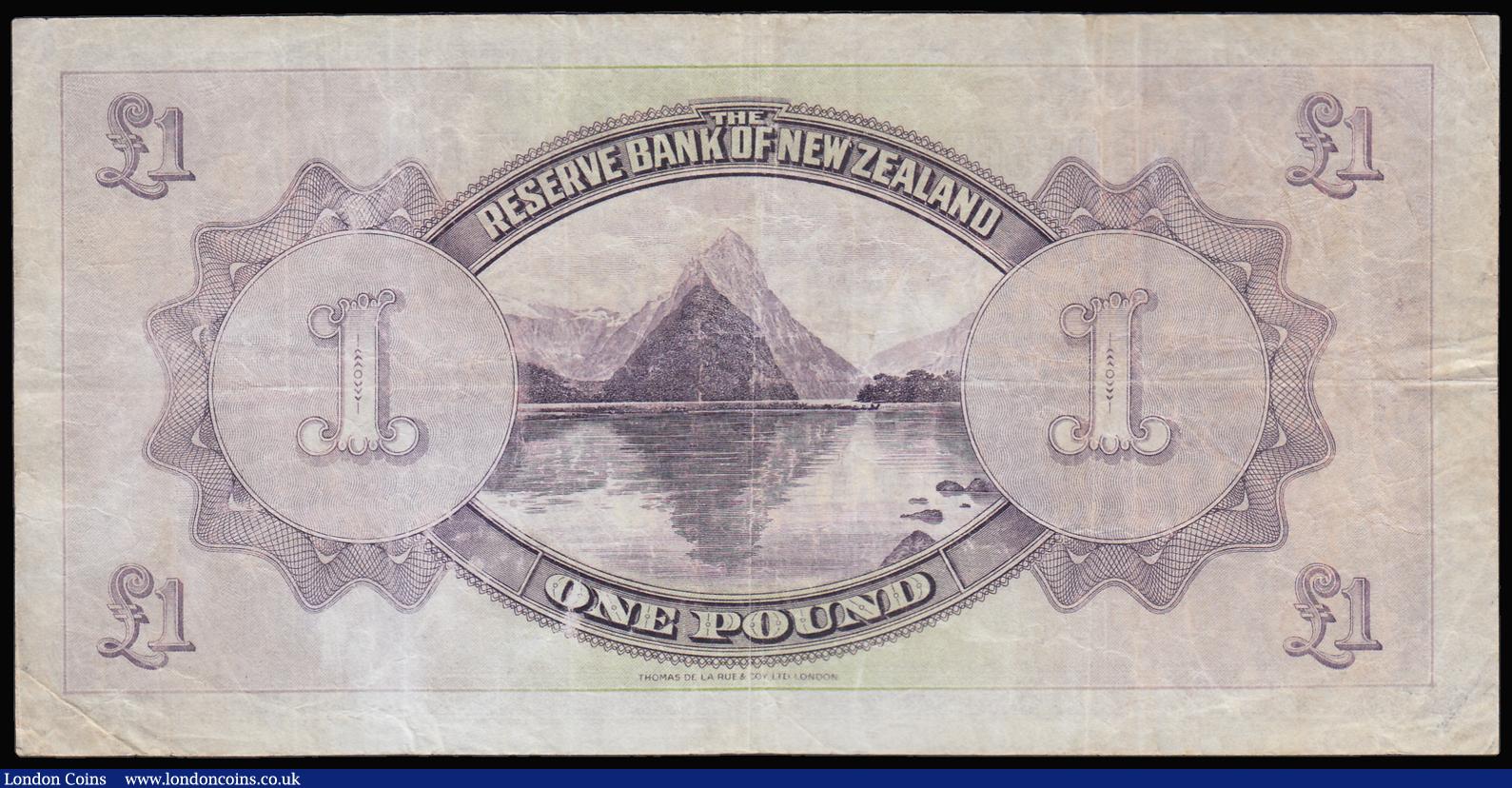 London Coins : A188 : Lot 197 : New Zealand 1 Pound 1st August 1934 S/N A215736 Pick 155 Fine