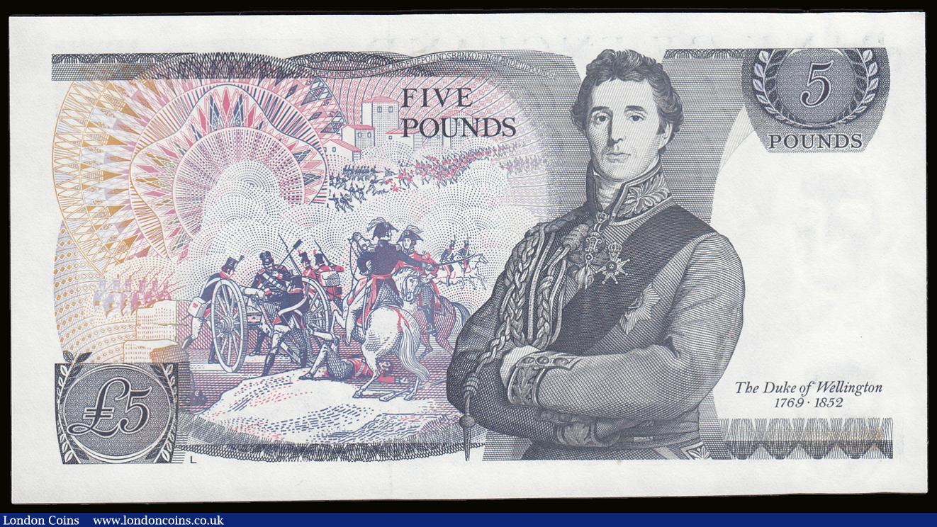 London Coins : A189 : Lot 138 : Five Pounds Somerset Duke of Wellington B343 issued 1980 second half last run NC90 247148, Unc