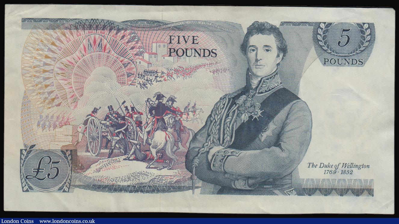 London Coins : A193 : Lot 77 : Error - Five Pounds Page B332  without any serial numbers printed but with a hand written S/N B90 81...