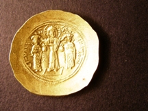 London Coins : A126 : Lot 732 : Byzantine Gold Histamenon Nomisma c.1068-1071 Romanus IV, Diogenes and Michael VII, Constant...