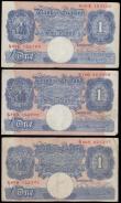 London Coins : A191 : Lot 61 : One Pound Peppiatt Blue 1940 (3) B250 scarce replacement series (2) prefixes S09H and S12D along wit...